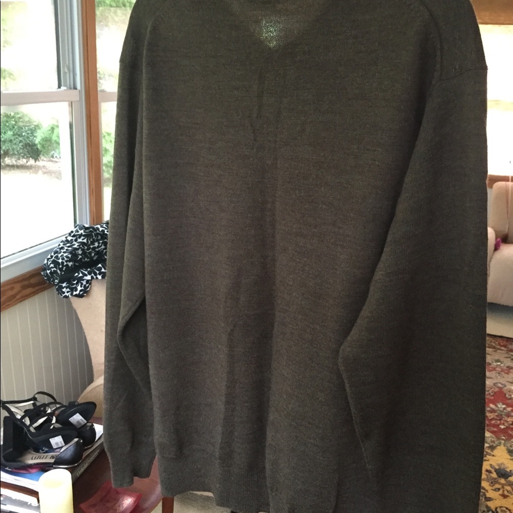 Men’s sweater - Picture 2 of 4